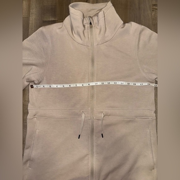 Yogalicious Scuba Modal Alma Jacket Size XS in Cream - Picture 3 of 7